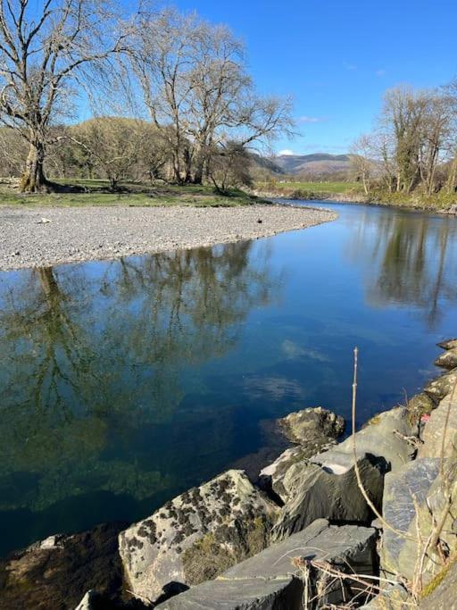 Aberhiriath Hall - The Old Georgian Manor House By The River Dyfi Cemmaes ภายนอก รูปภาพ