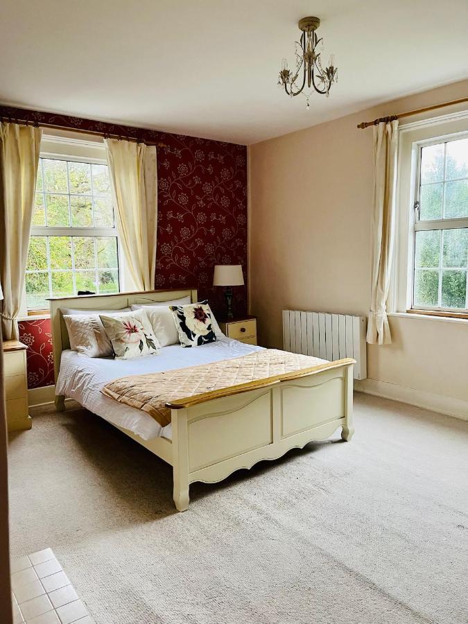 Aberhiriath Hall - The Old Georgian Manor House By The River Dyfi Cemmaes ภายนอก รูปภาพ