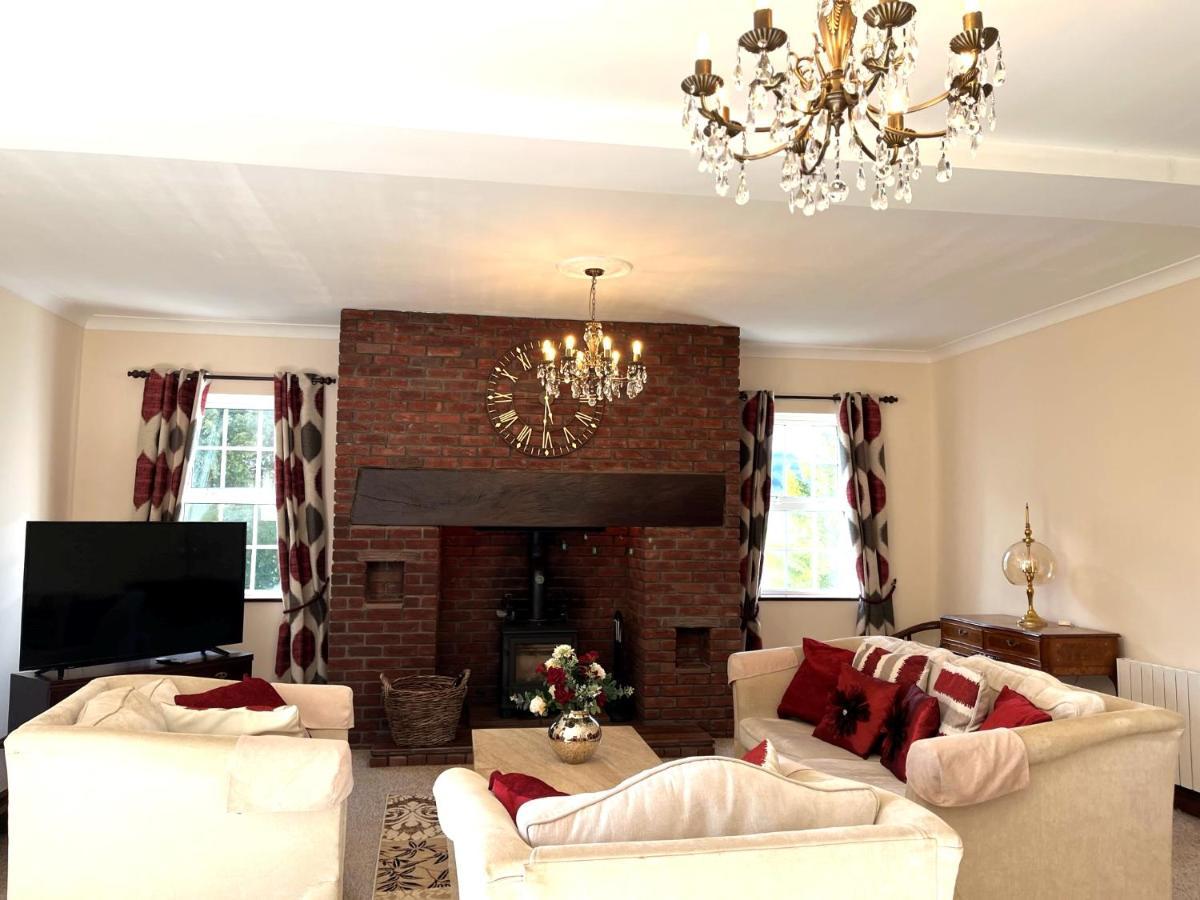 Aberhiriath Hall - The Old Georgian Manor House By The River Dyfi Cemmaes ภายนอก รูปภาพ