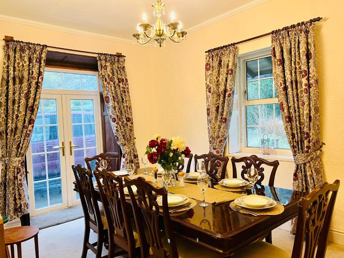 Aberhiriath Hall - The Old Georgian Manor House By The River Dyfi Cemmaes ภายนอก รูปภาพ